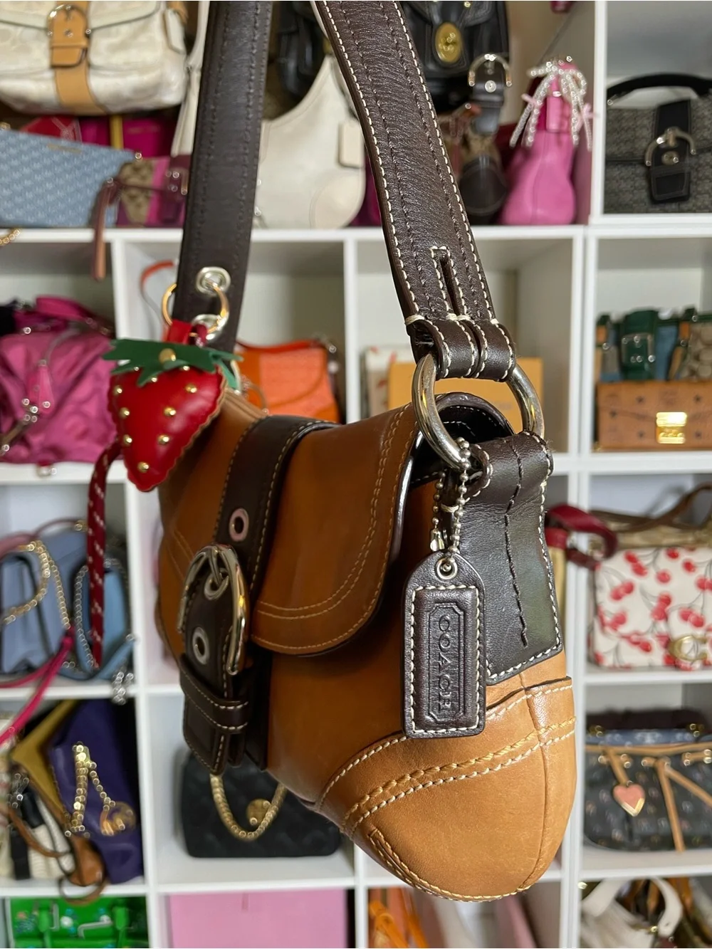 Coach Y2K Brown Duo-Tone Leather Soho  Shoulder Bag 🍓 🍫- F10909